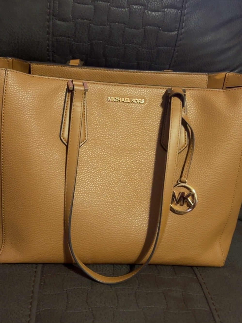 Michael Kors Tan medium size purse
